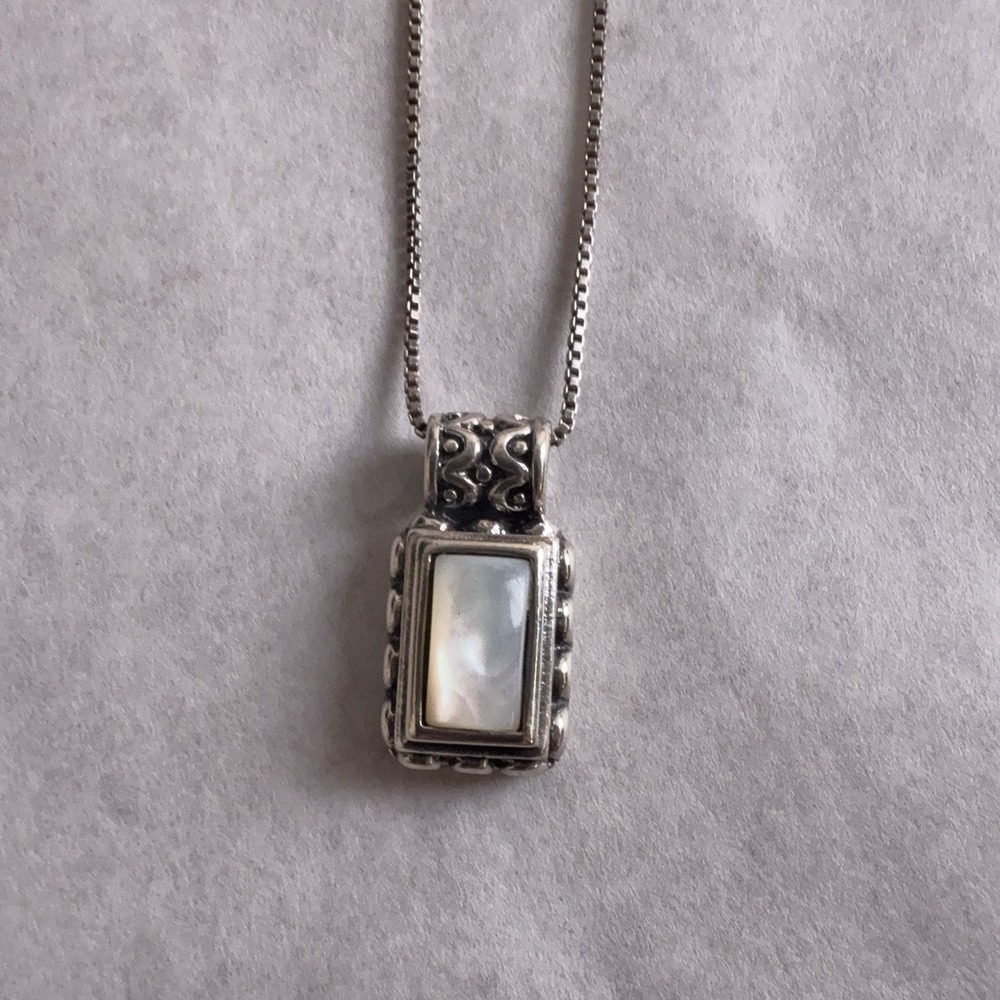 Sterling Silver 925 Mother Of Pearl Rectangle Pendant Necklace Box Chain 18in